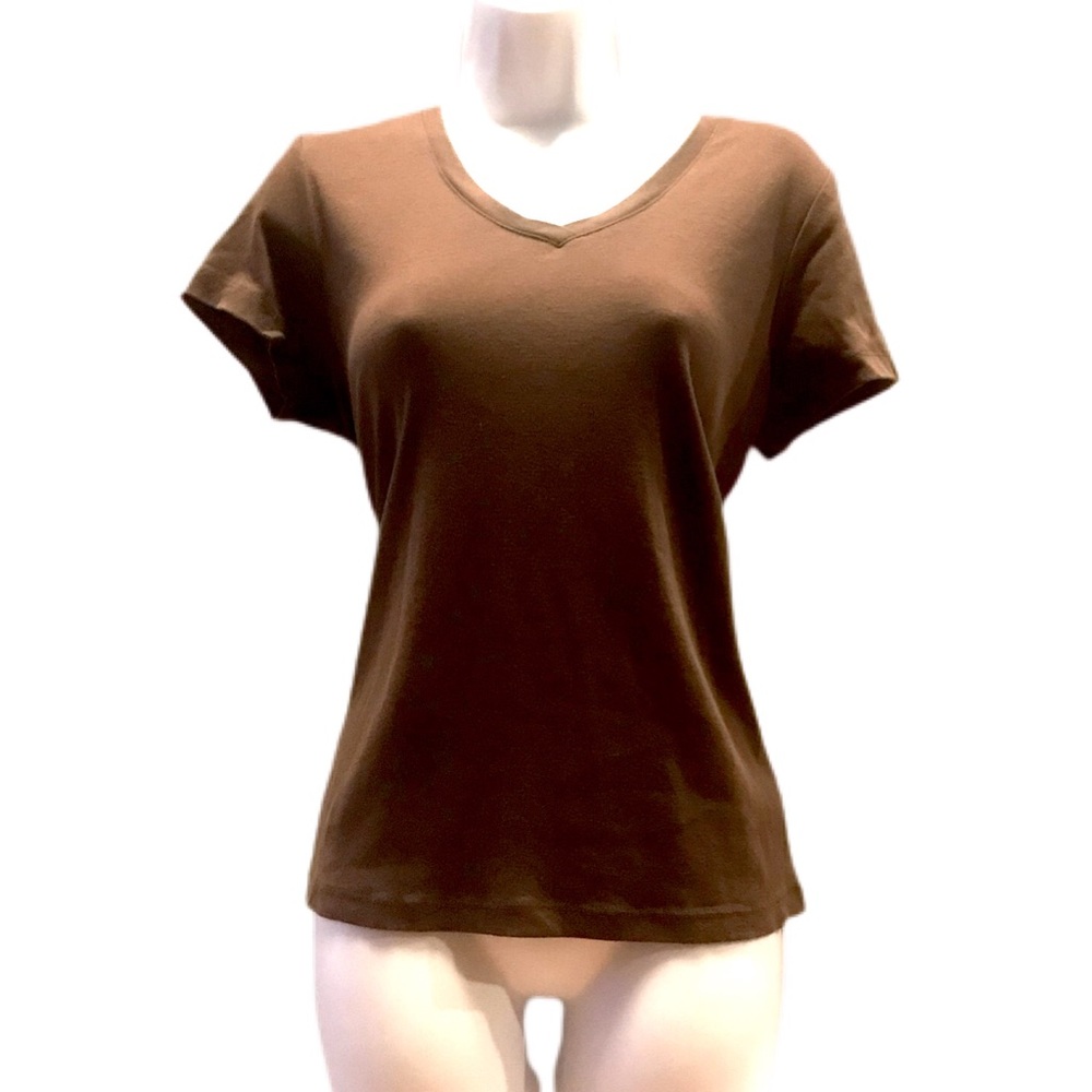 St. John’s Bay Brown V-Neck Tee | Casual Short Sleeve Top | Everyday Basic M